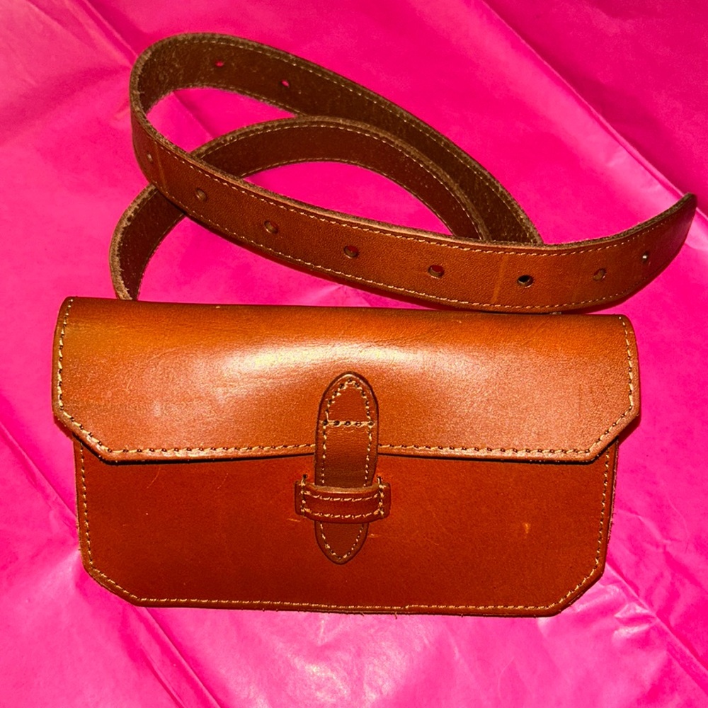 Banana Republic / one size / Dark Tan